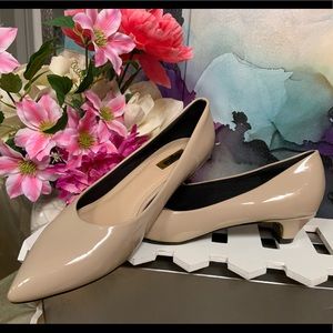 Figlia Kitten Pumps